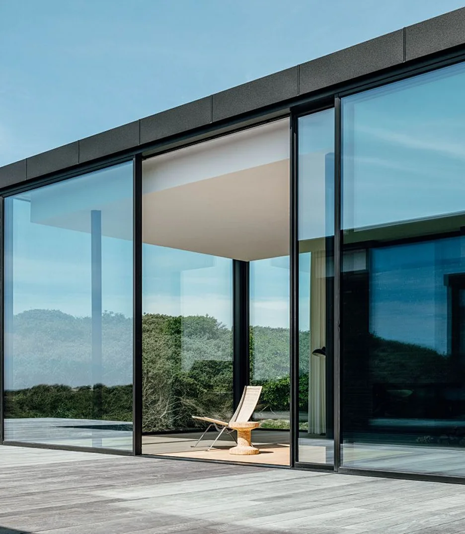 Modern aluminum glass windows and doors with seamless indoor-outdoor connection
