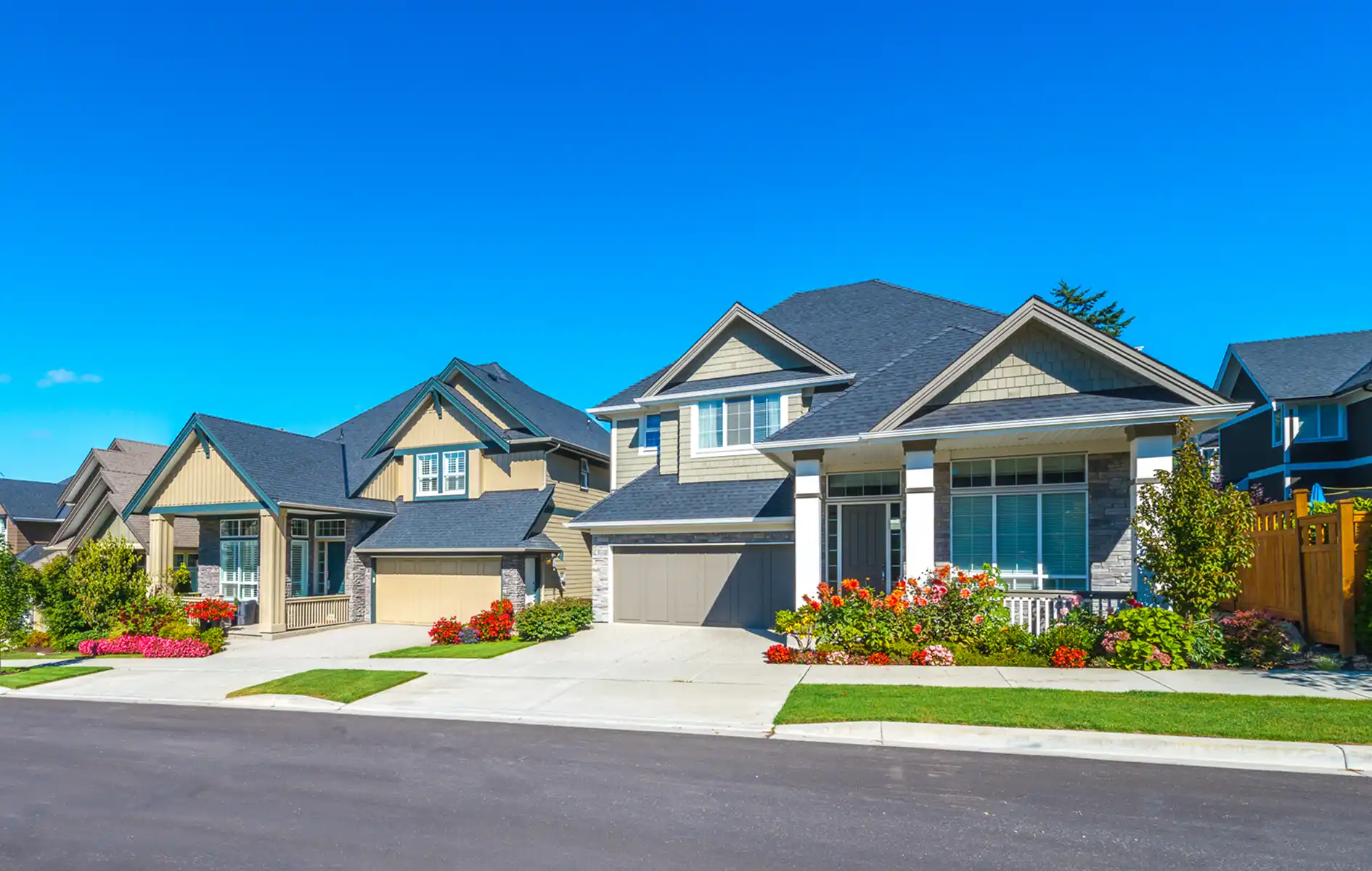 High-performance aluminum windows and doors installed in Parkview Community, providing excellent thermal insulation and modern architectural aesthetics.